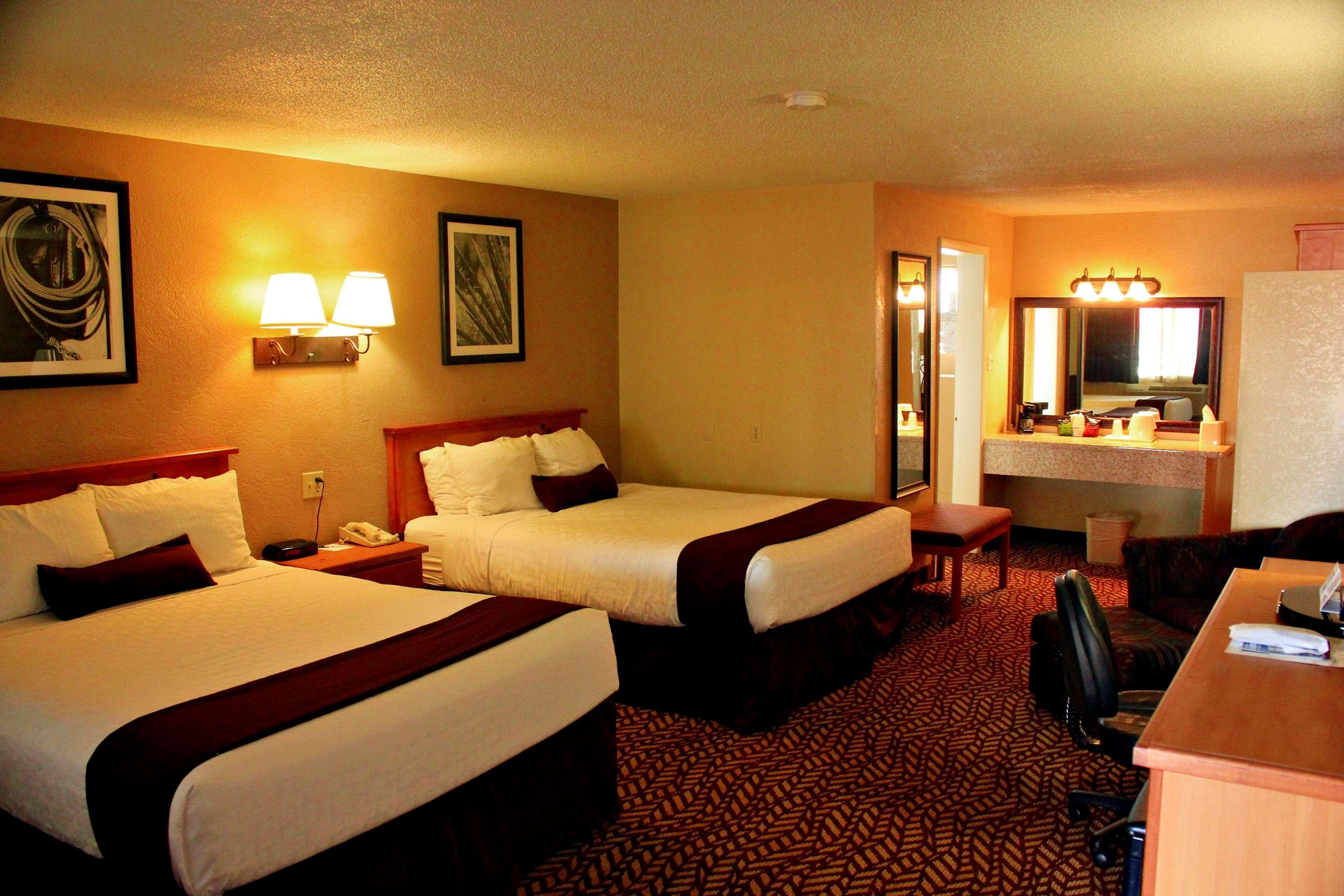 Best Western Turquoise Inn & Suites Кортес Экстерьер фото