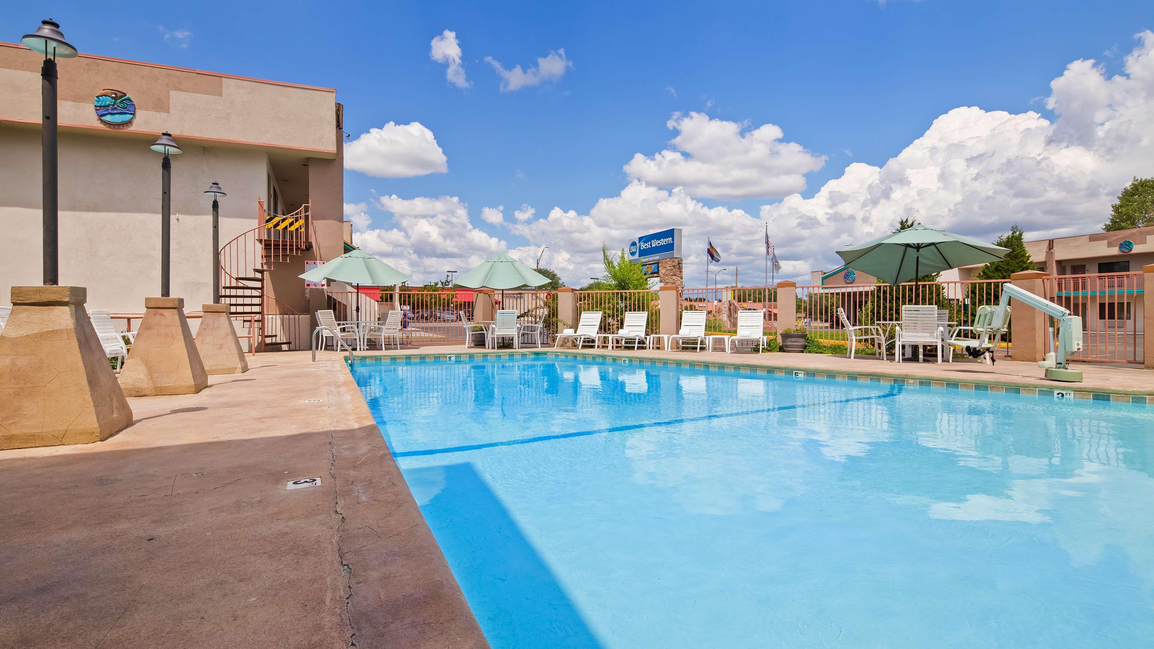 Best Western Turquoise Inn & Suites Кортес Экстерьер фото