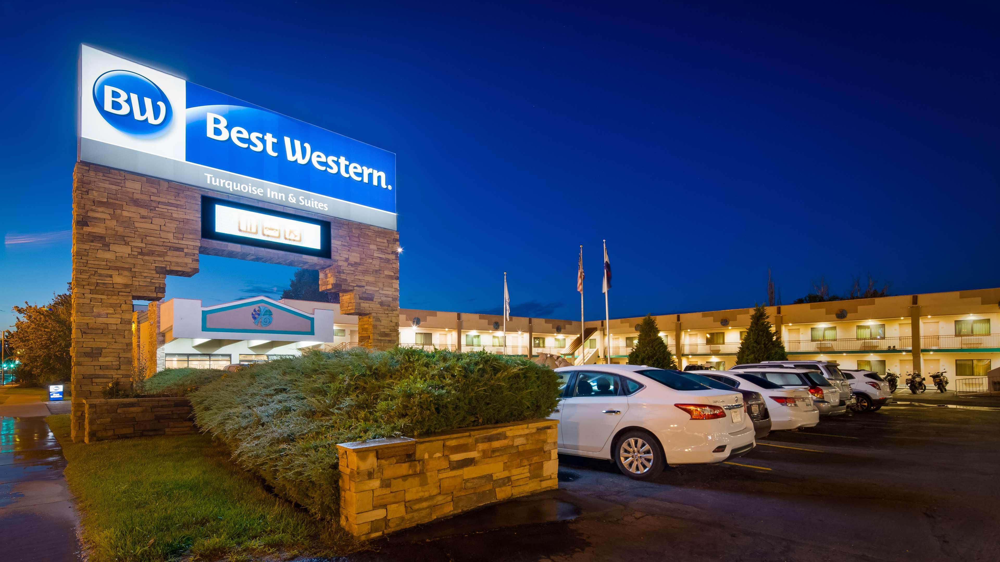 Best Western Turquoise Inn & Suites Кортес Экстерьер фото